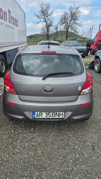 HYUNDAI i20 2013 — imagine 3
