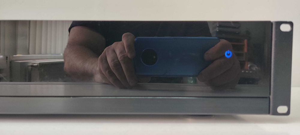 Control 4 C4 LU1082D muzica divertisment iluminat confort filme matrix