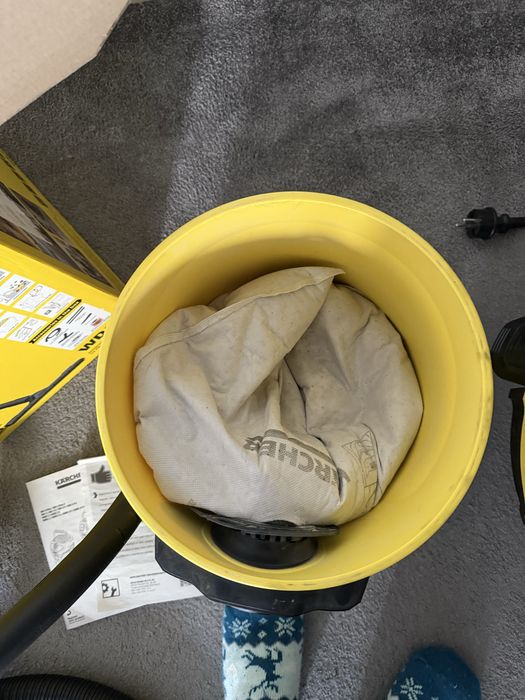 Aspirator umed-uscat Karcher WD3 1000 W, 15 litri, functie de suflare