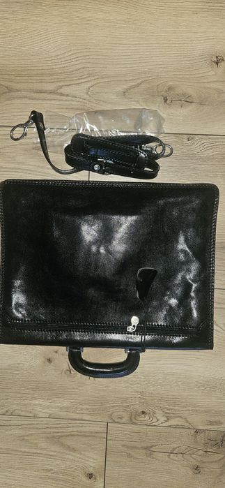 Servieta din piele pt laptop