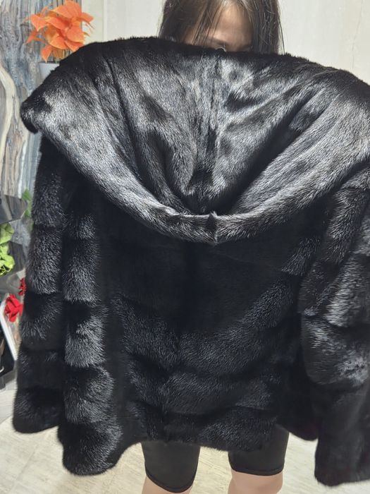 Шуба норковая продам