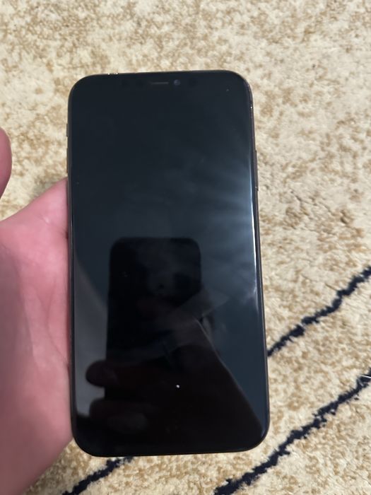 Продаю iphone 11