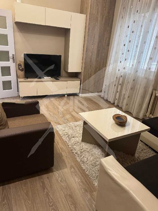 Дава се под наем Двустаен апартамент в София, Център - 55 кв.м за 747.66 € - Снимка #2