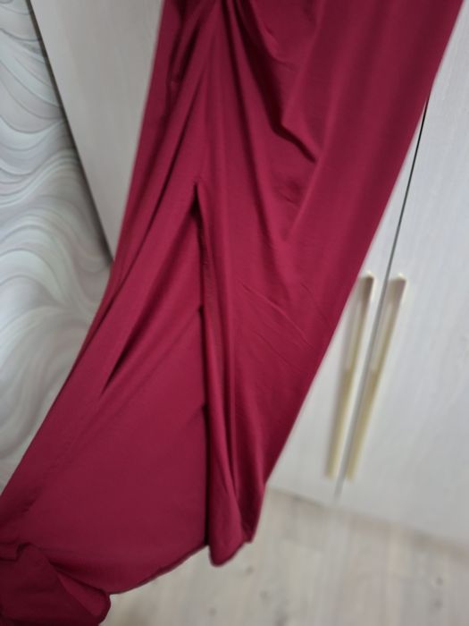 Платье вечерний красивый