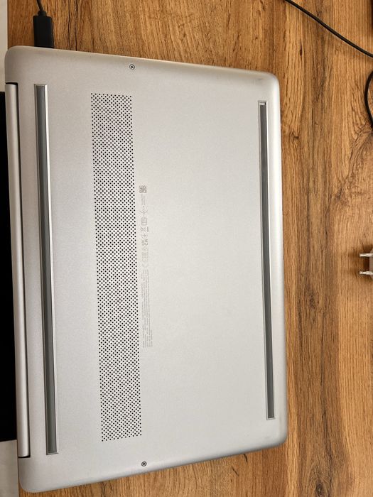 HP Laptop 15s-eq2xxx
