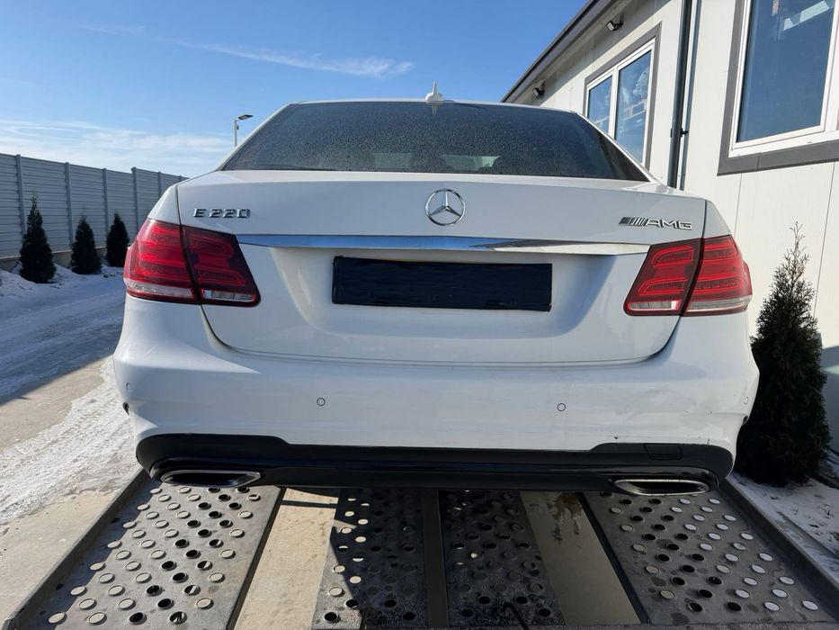 Dezmembrez Mercedes Benz E220, an 2016, pachet AMG, 2.2 D