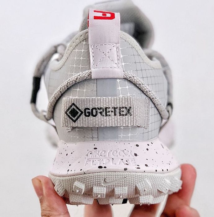 Мъжки маратонки Nike ACG Mountain Fly Low Gore-Tex White Red