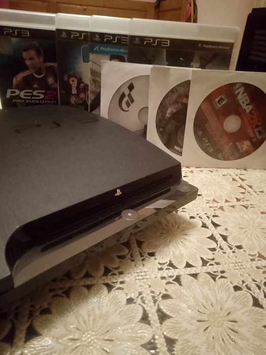 Продам Playstation 3 160Gb.  Модел:CECH-2503A