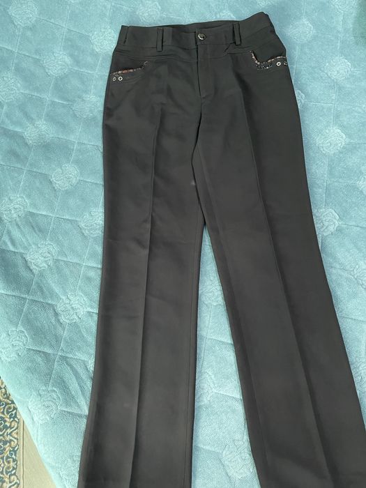 Классические черные брюки