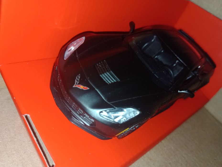 Модели машин 1/32. Black