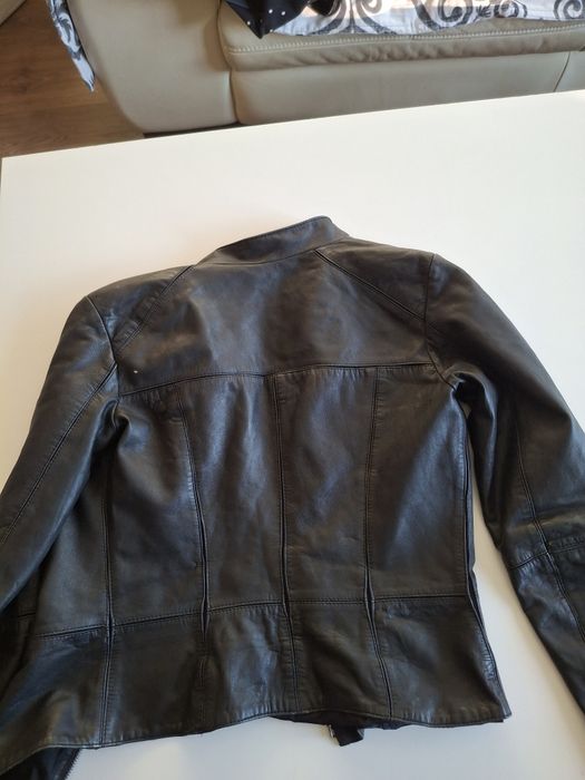 Дамско кожено яке