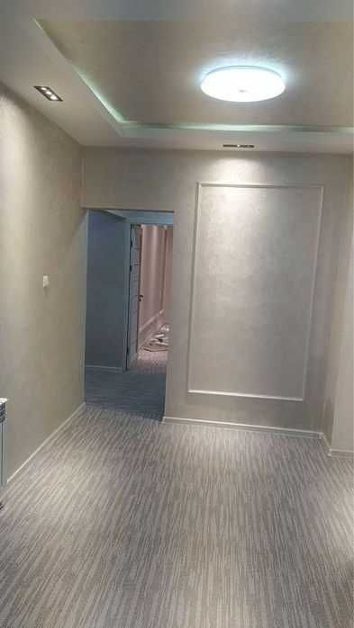 Сдам в Центре 70 м² Офис в Аренду. Нукусская. Бутик GLAMOUR. 1-Линия