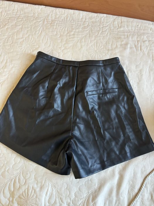 Кожени панталонки