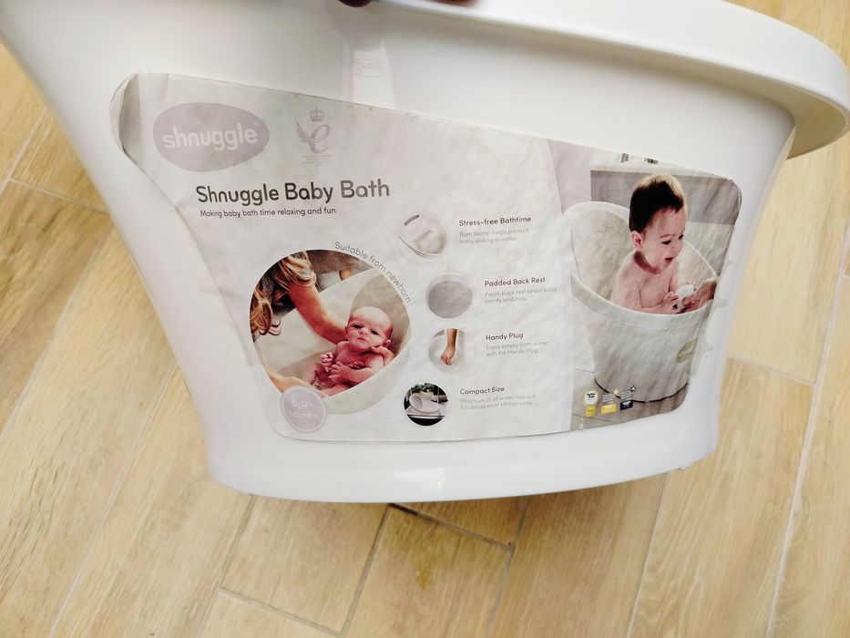 Вана със стойка Shnuggle от 0-12месеца