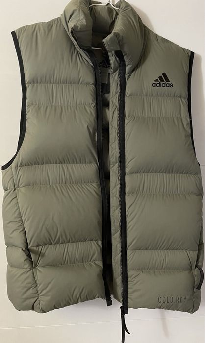 Vesta Adidas cu 2 parti