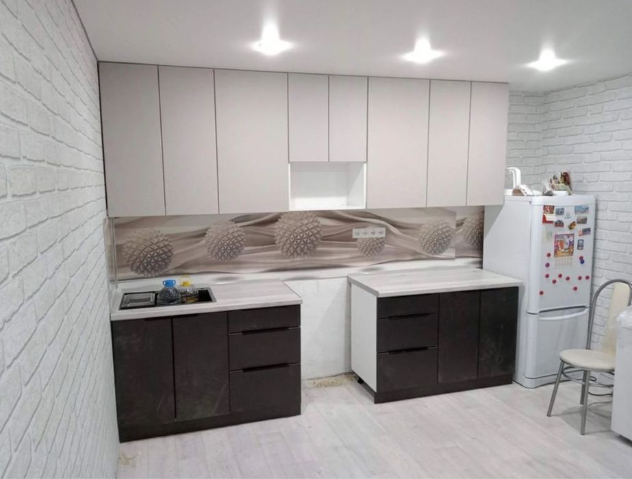 Кухонный . Шкаф . Прихожий