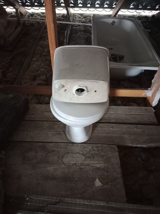 Продам Ванну 160*70 метал, Унитаз