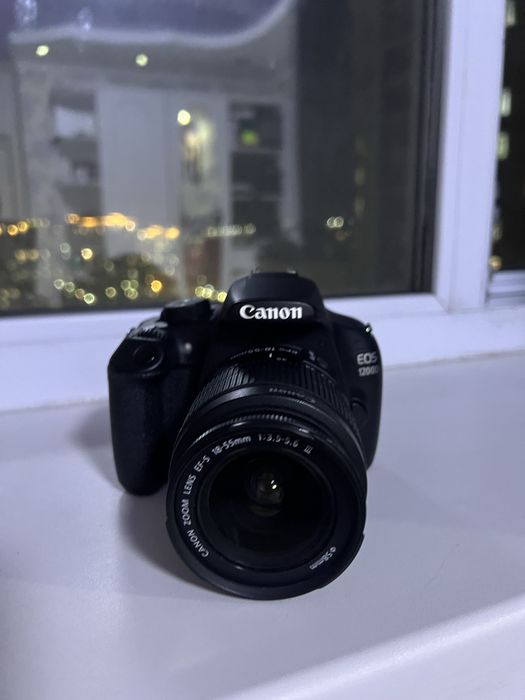 Canon EOS 1200D