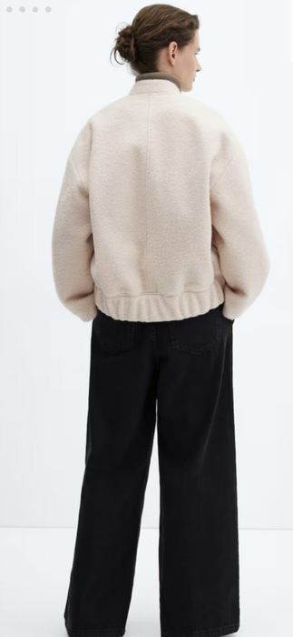 Шерстяной бомбер Mango