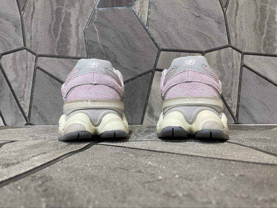 New Balance 9060 “Crystal Pink”