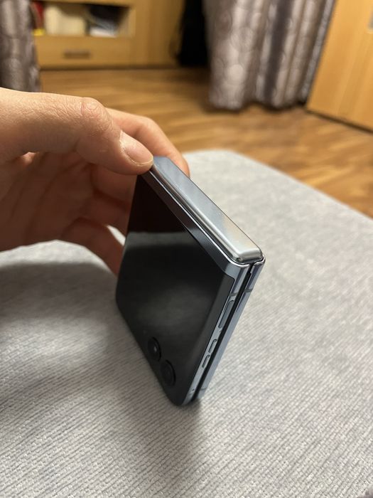 Motorola razr 40 ultra full box