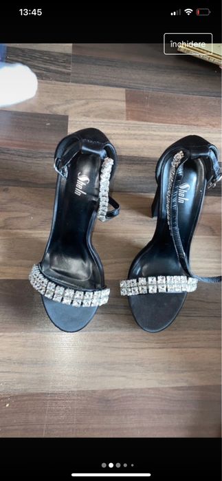 Sandale ca noi, purtate 2 ore