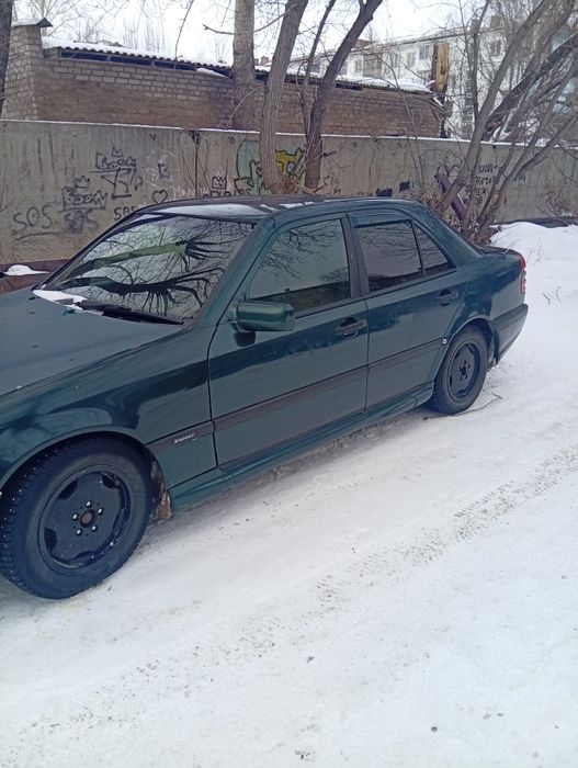 Продам Мерседес с 180 ,95 года