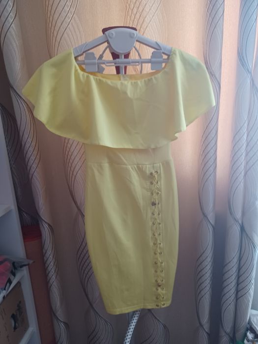 Rochie de zi culoarea galben