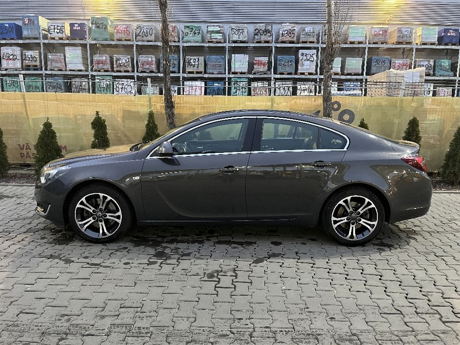 Opel Insignia  2.0 Benzina, 4X4, 250 CP