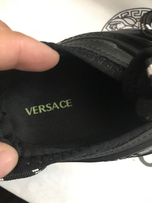 Adidasi Versace Chain blek nou