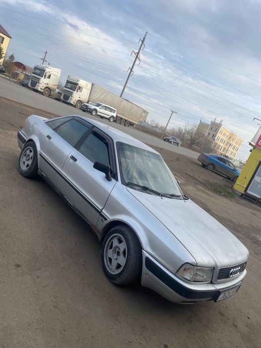 Продам Audi 80 B4 2.0