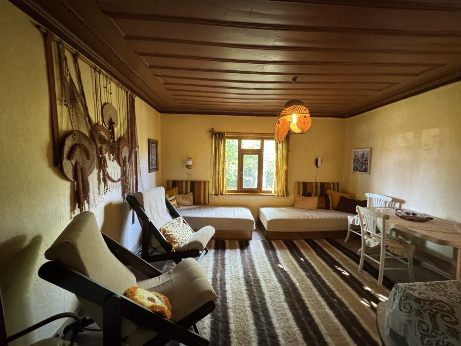 Продава къща в с. Долно Сахране, общ. Павел баня