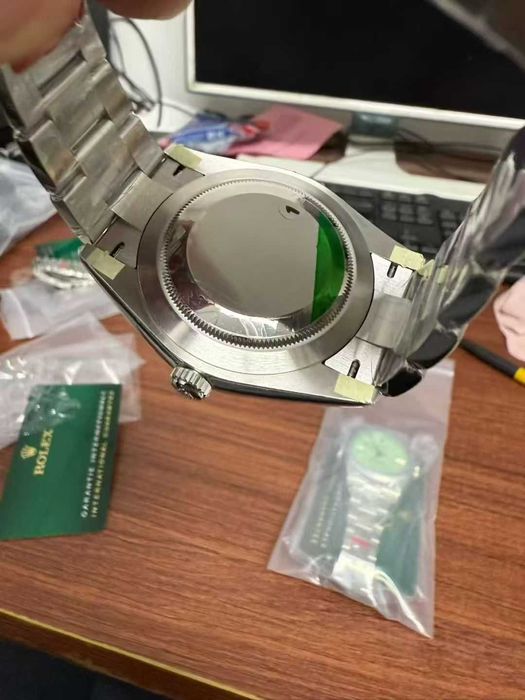 rolex oyster perpetual жълто/зелено 41mm