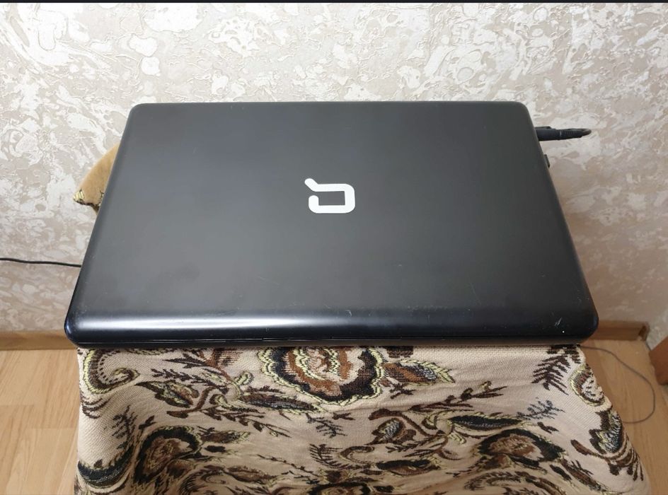 Продам  ноутбук CompaQ