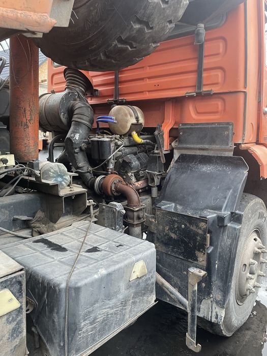 Продам Камаз 6520