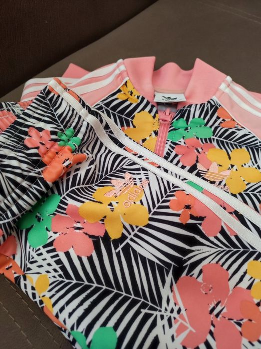 Детски дрехи втора употреба за момиче