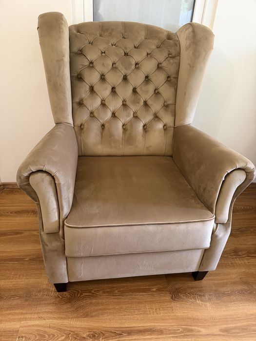 Fotolii noi bej model stil Chesterfield