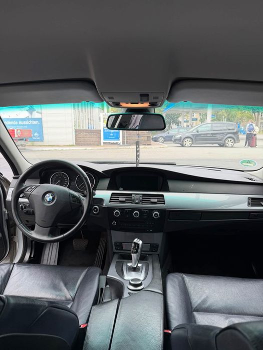 Bmw 530. BMW 530.d anul 2009 acte valabile 4 luni de Franța mașina arată și merge foarte bine