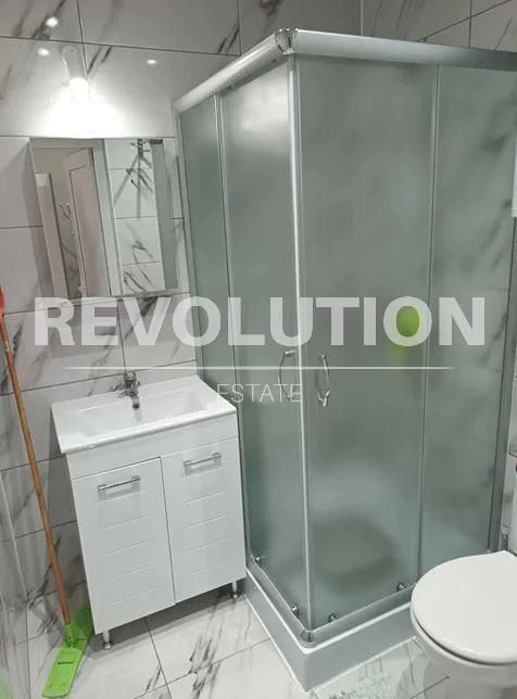 Дава се под наем Едностаен апартамент в к.к. Св.Св. Константин и Елена - 40 кв.м за 300 € - Снимка #4