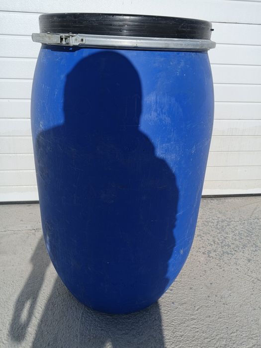 Бочка 200 литр пласмасовый