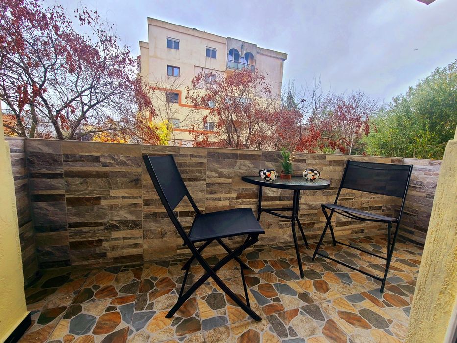 Apt 3 camere ultramodern – Ultracentral, complet renovat, nelocuit