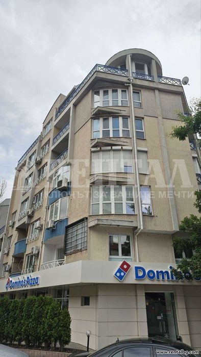 Дава се под наем Двустаен апартамент в Пловдив, Център - 60 кв.м за 438.6 € - Снимка #16