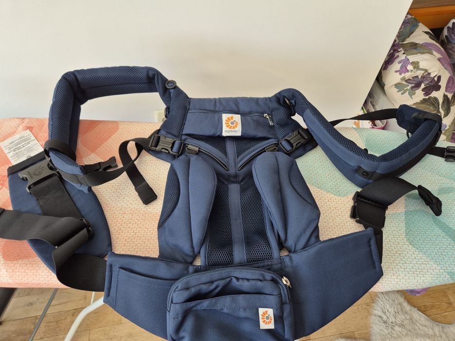Ergobaby Omni 360 cool air midnight blue