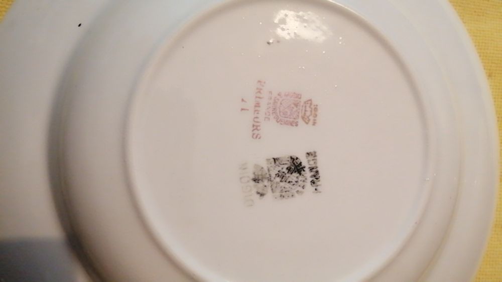 Емайлирани съдове,   чинии