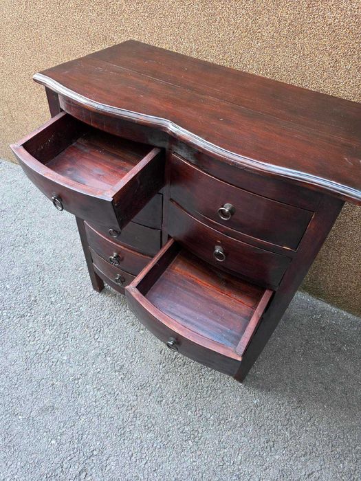 Голям скрин от тиково дърво