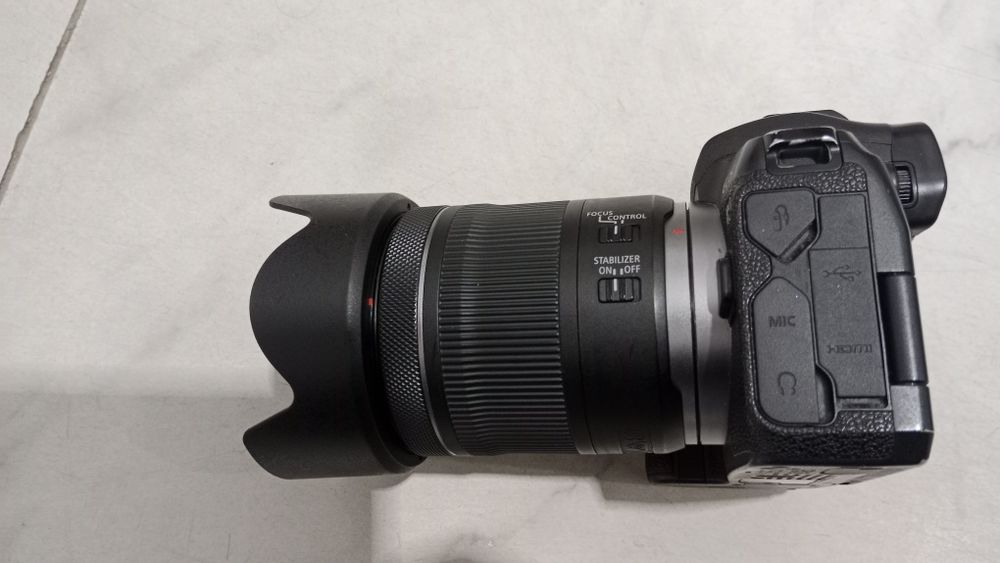 Canon eos R kamerasi sotiladi