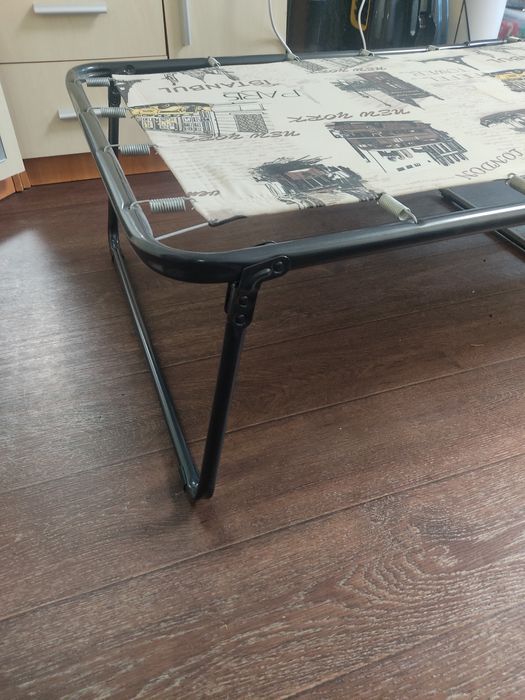 Раскладушка жёсткая