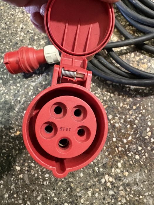 Чисто нов. Трифазен удължител 20м