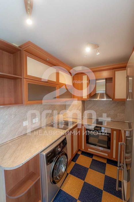 Продава се Тристаен апартамент в Велико Търново, Бузлуджа - 83 кв.м за 1686 €/кв.м - Снимка #2