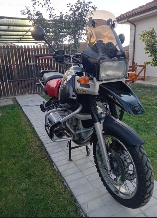 Motocicleta BMW R1100 GS